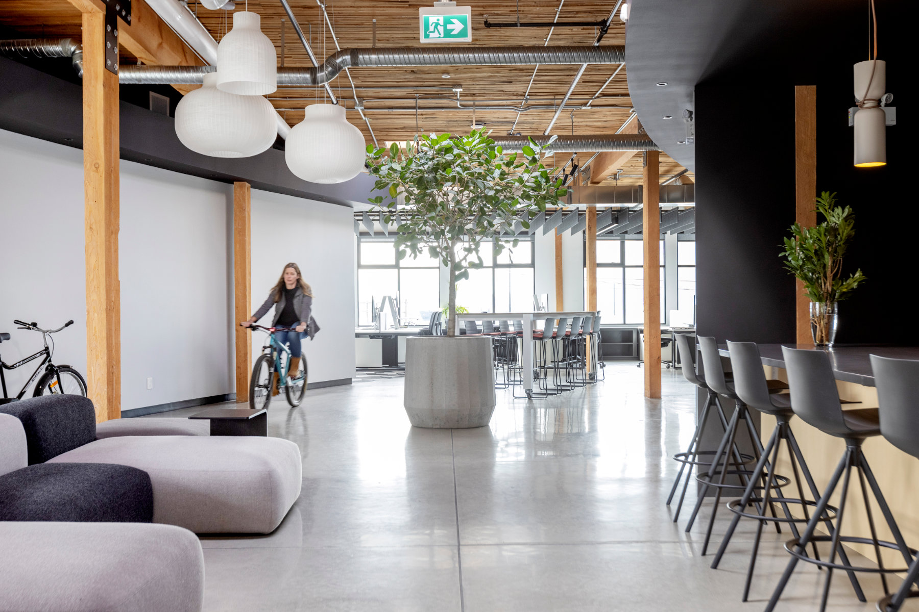 SRAM Canada Office Space | Commercial Space North Vancouver